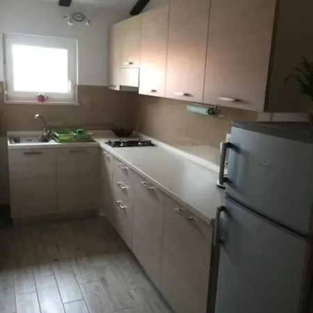 Apartment, 200m From Sea Apartman