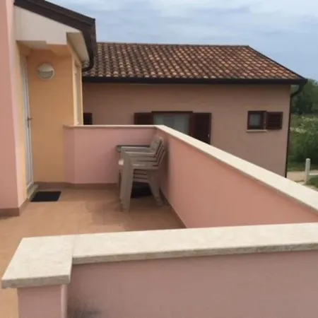 Apartment, 200m From Sea Brtonigla